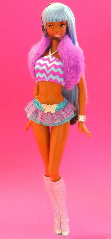 Barbie Classic #16
