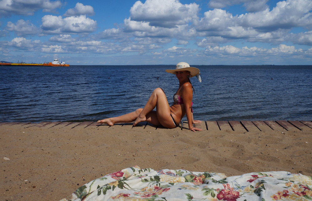 Lonely on The Beach #9