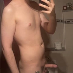 bathroom selfie