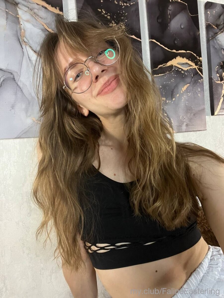 Ellen Free Photos #36