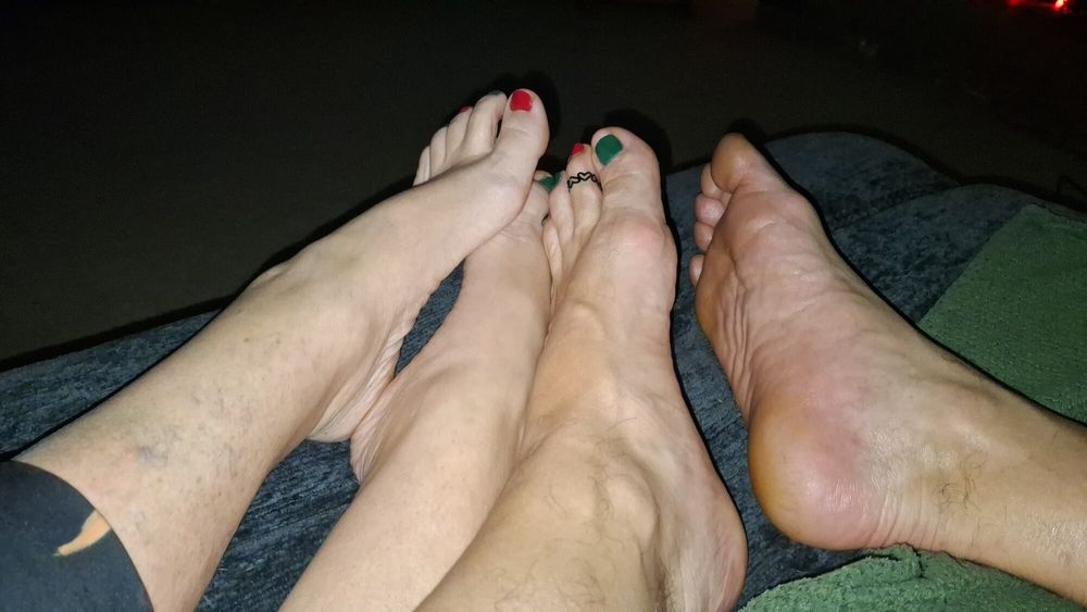 Showing off our Xmas pedicures #15