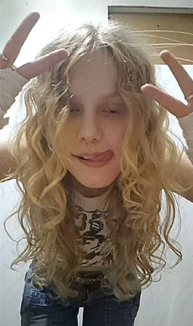 Kira Free Photos #38