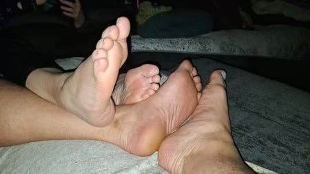 For barefoot, feet and toes lovers