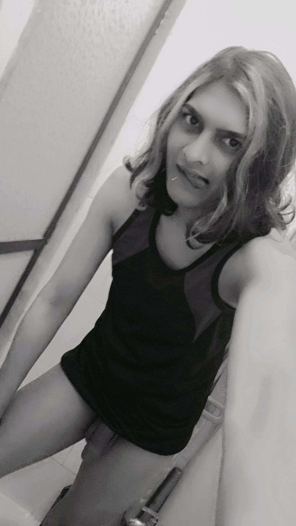 Zoya shezadi in a happy birthday gift in a toilet #19