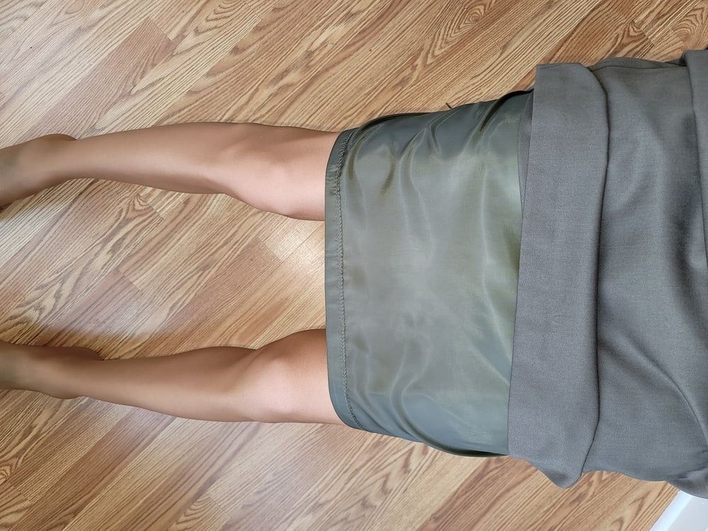 Lined green office pencil skirt with glossy pantyhose  #14