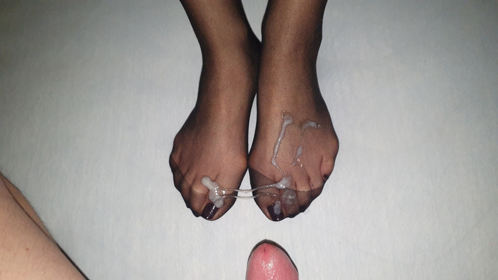 Semen on wife&#039;s feet all the time #6