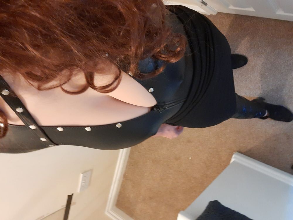 Sissy in black #12