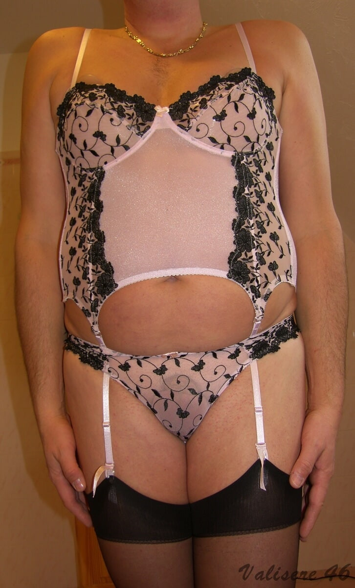 Valisere 46 Shemale in Sexy Suspender Belt 1 #29