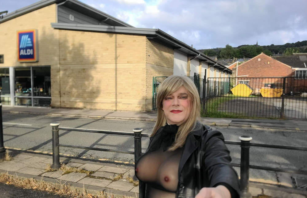 Sissy outdoors in Ramsbottom #34