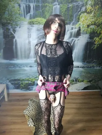 sissy faggot life            