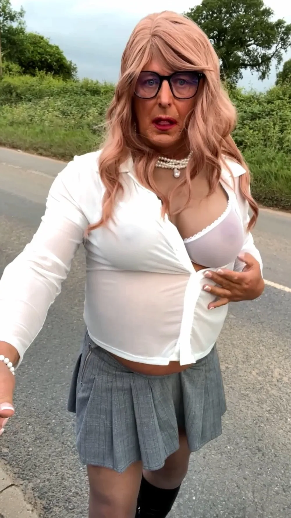 Amateur crossdresser Kellycd2022 sexy milf in grey seamless  #21