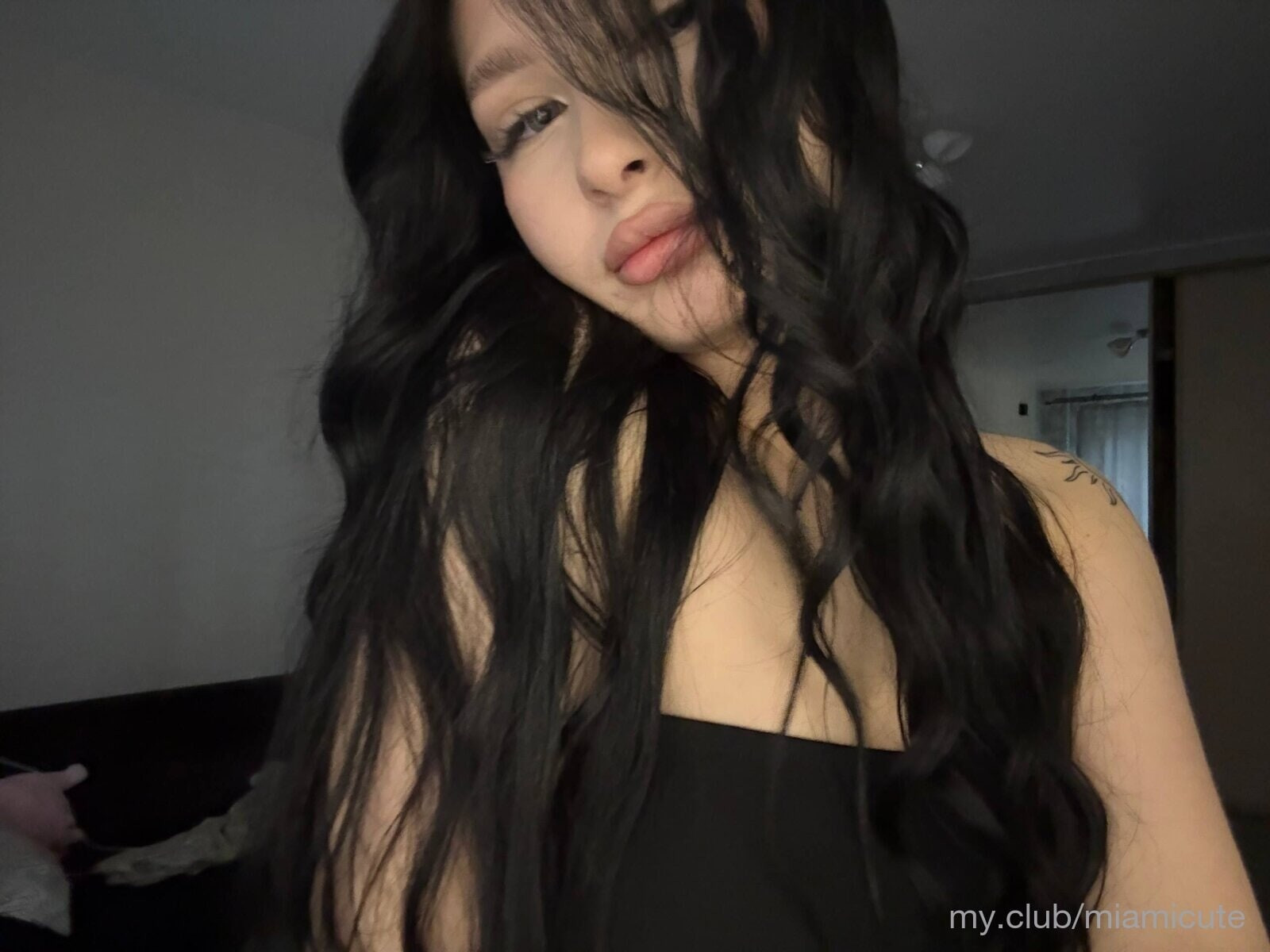 Free Mia Photos
