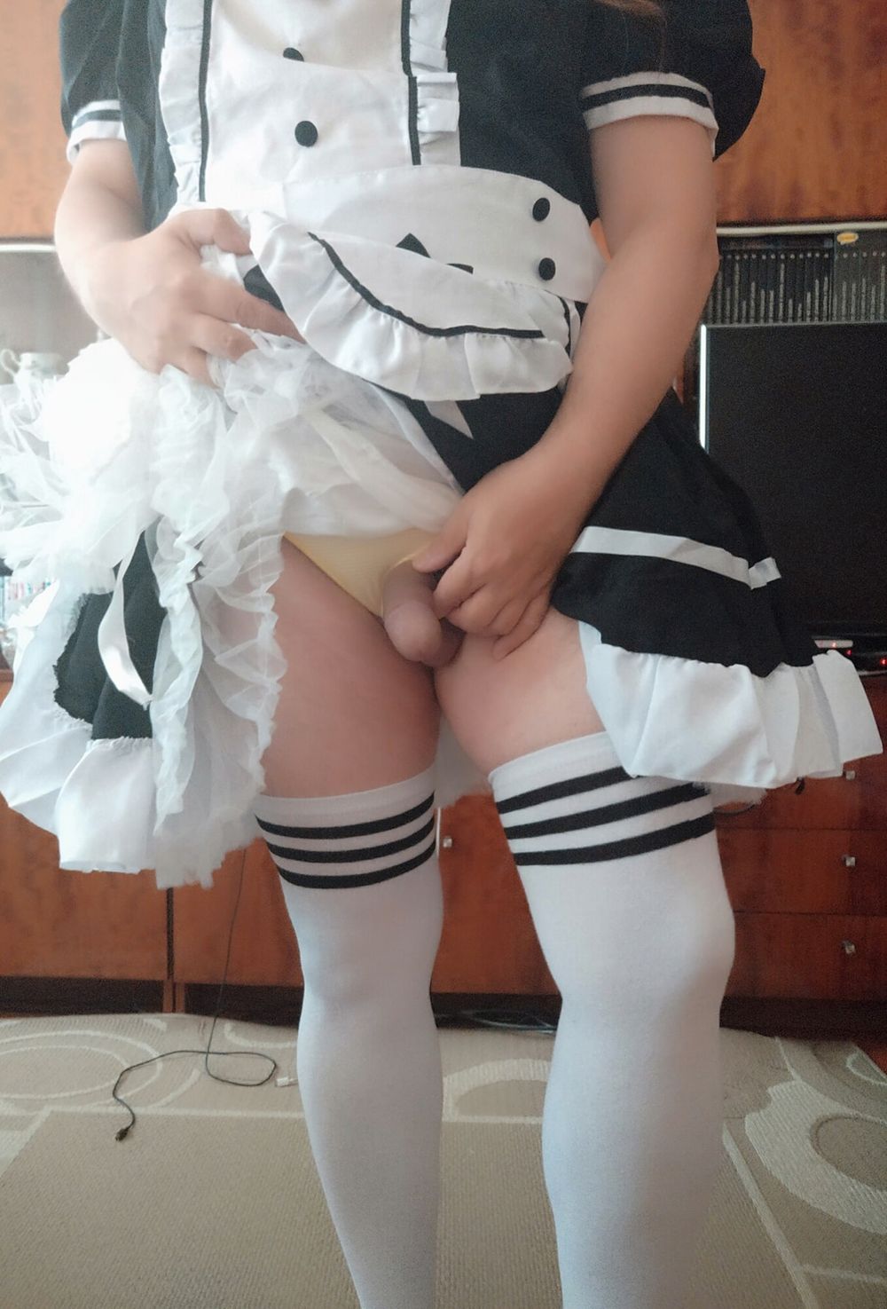 Sissy maid Aleksa dressing and undressing #32