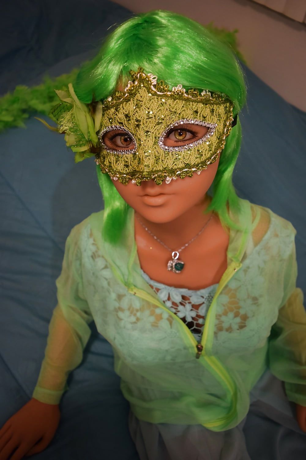 Nina&#039;s green mask #5