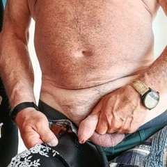 Bob in a bra