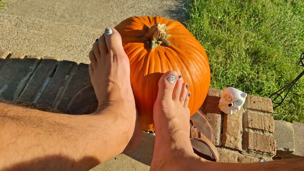 Pumpkin feet #13