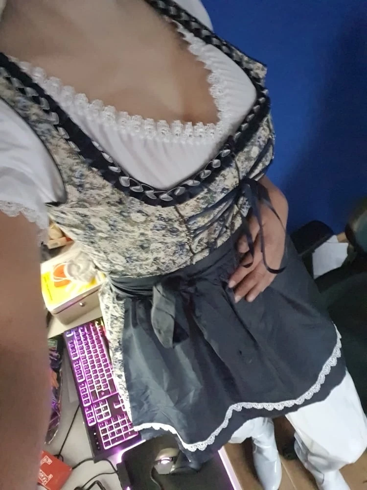 Sissy Celinas Outfits  #27