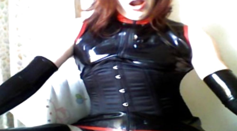 Reddish girl full latex #2