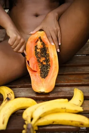 Sofi vega sweet papaya         