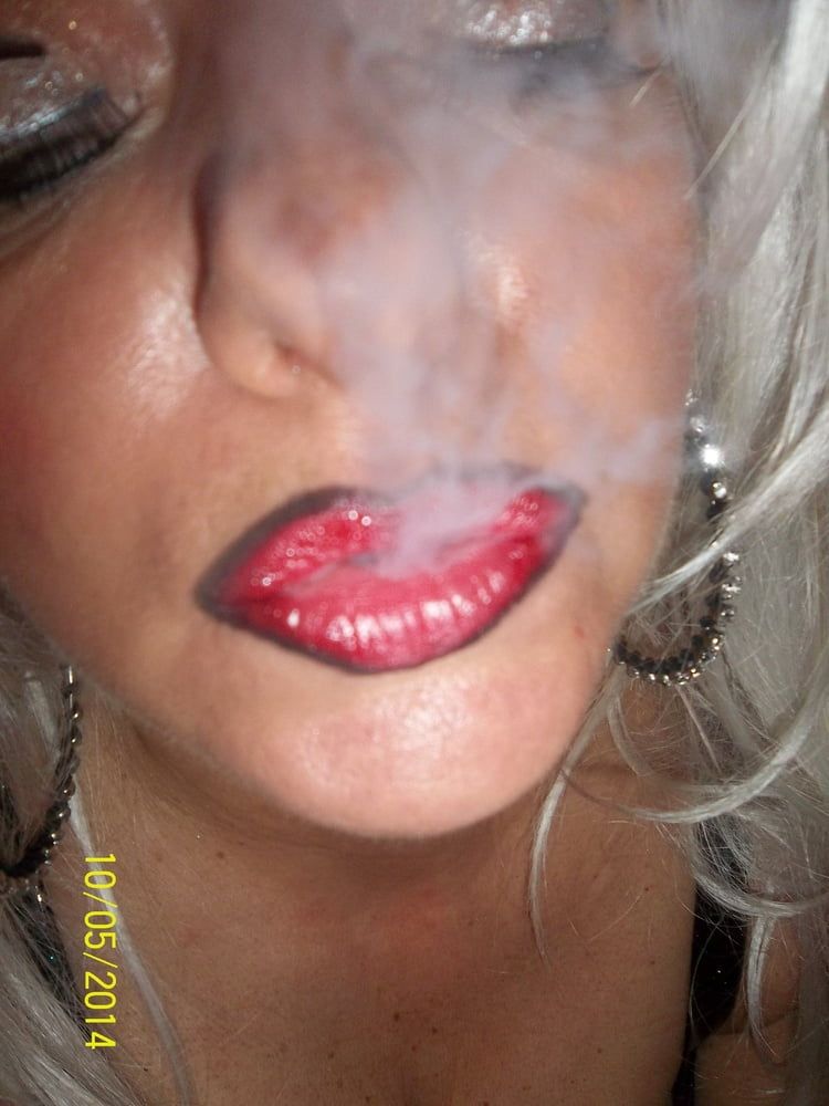 SMOKING SLUT MORITZ #49