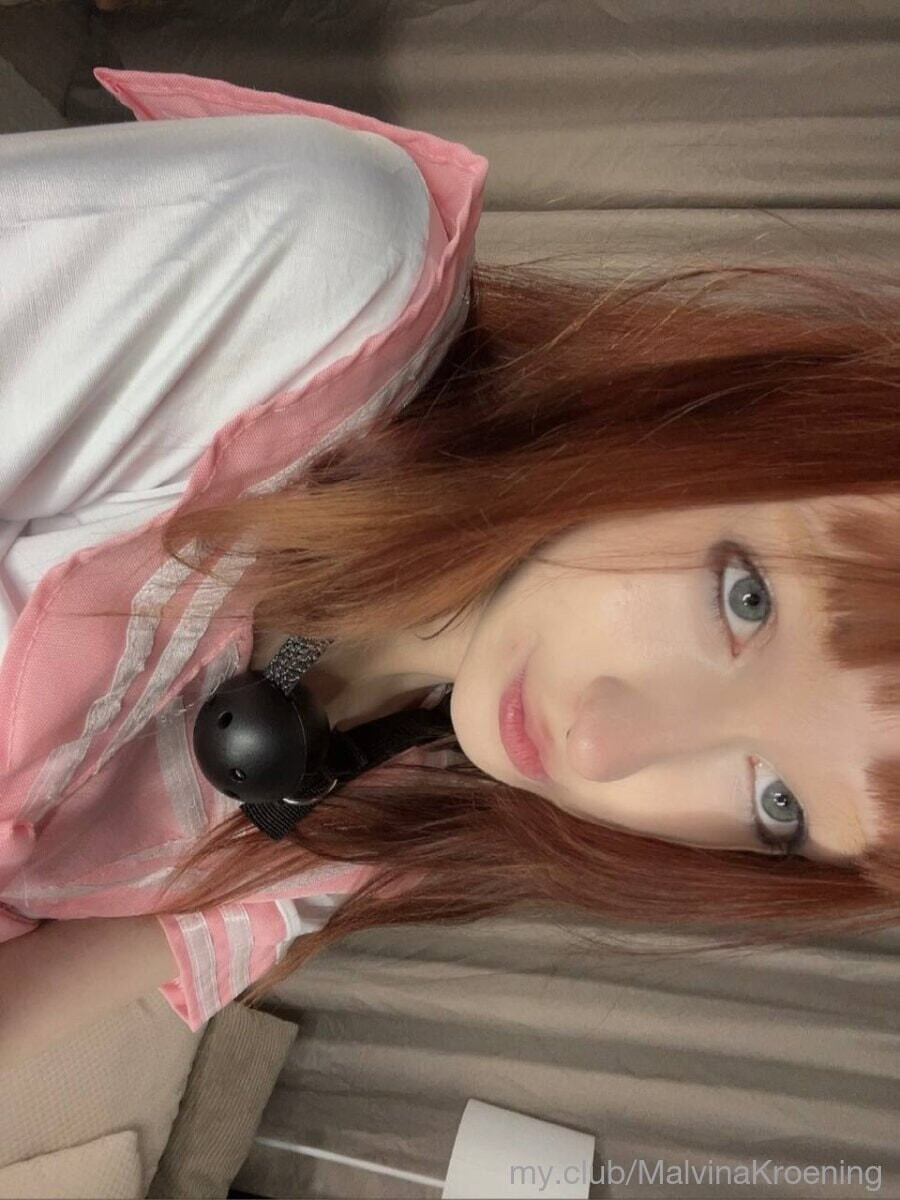 Molly Free Photos #8