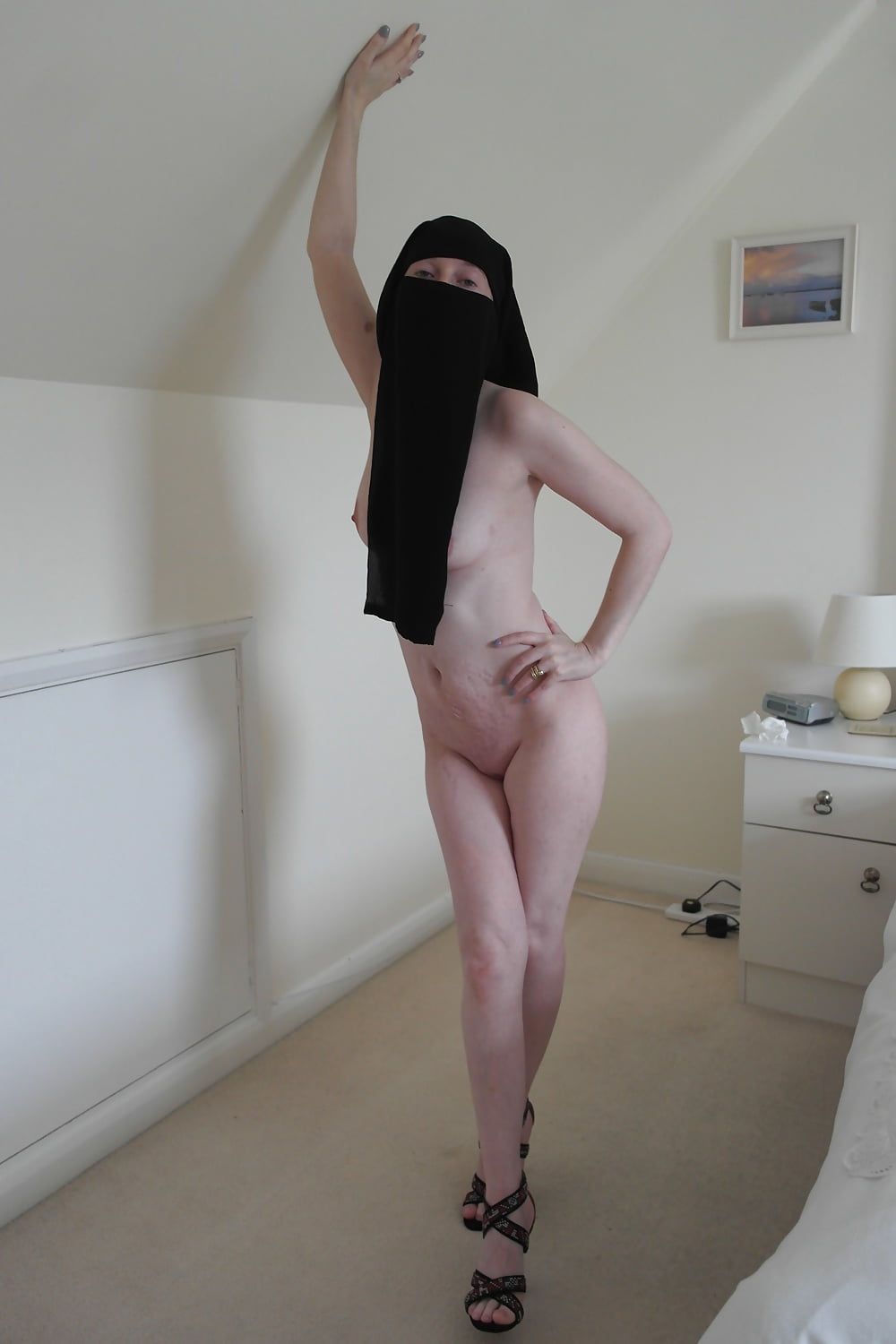 Naked Niqab #16