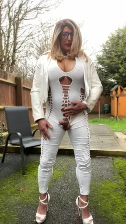 amateur crossdresser kellycd     sexy milf masturbating         