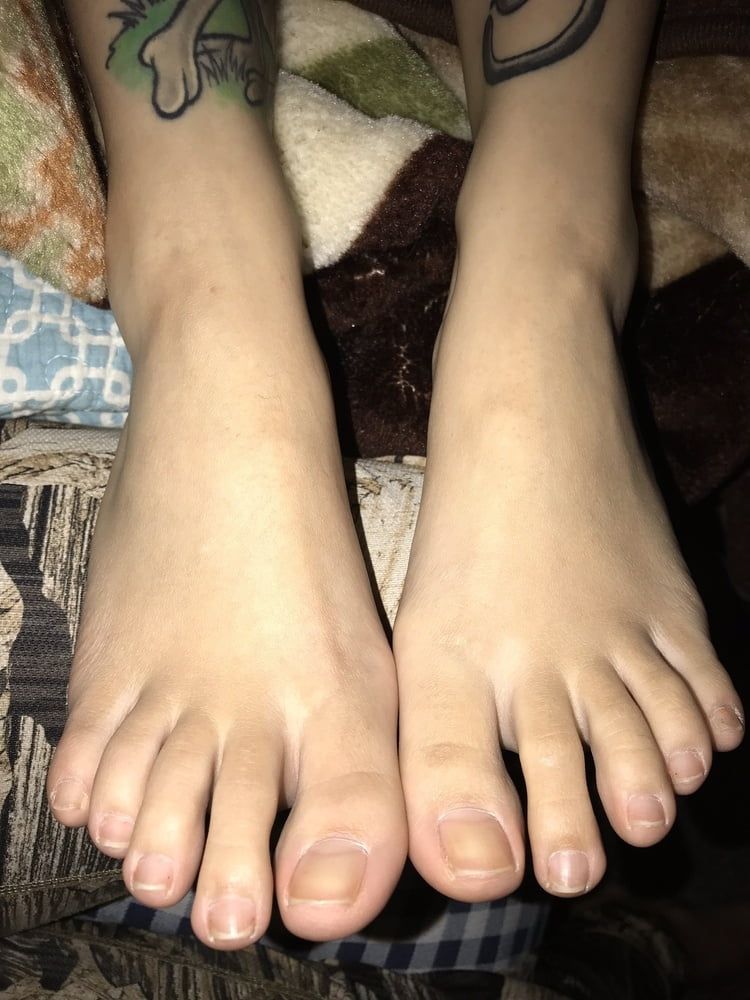 Cum Covered Latina Toes #49