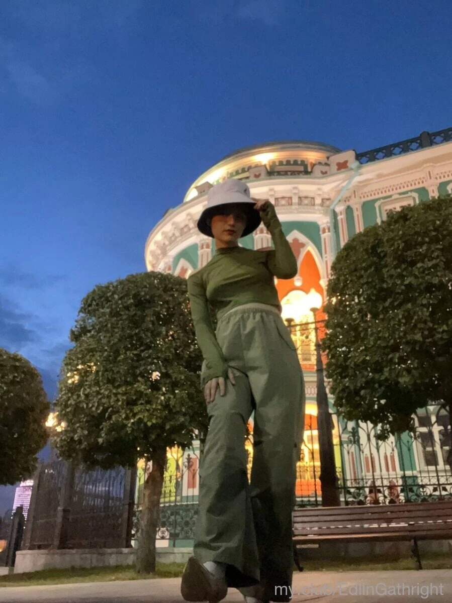 Eli Free Photos #5