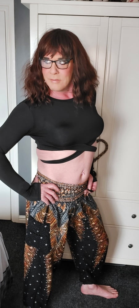 crossdressing juniper beri #14