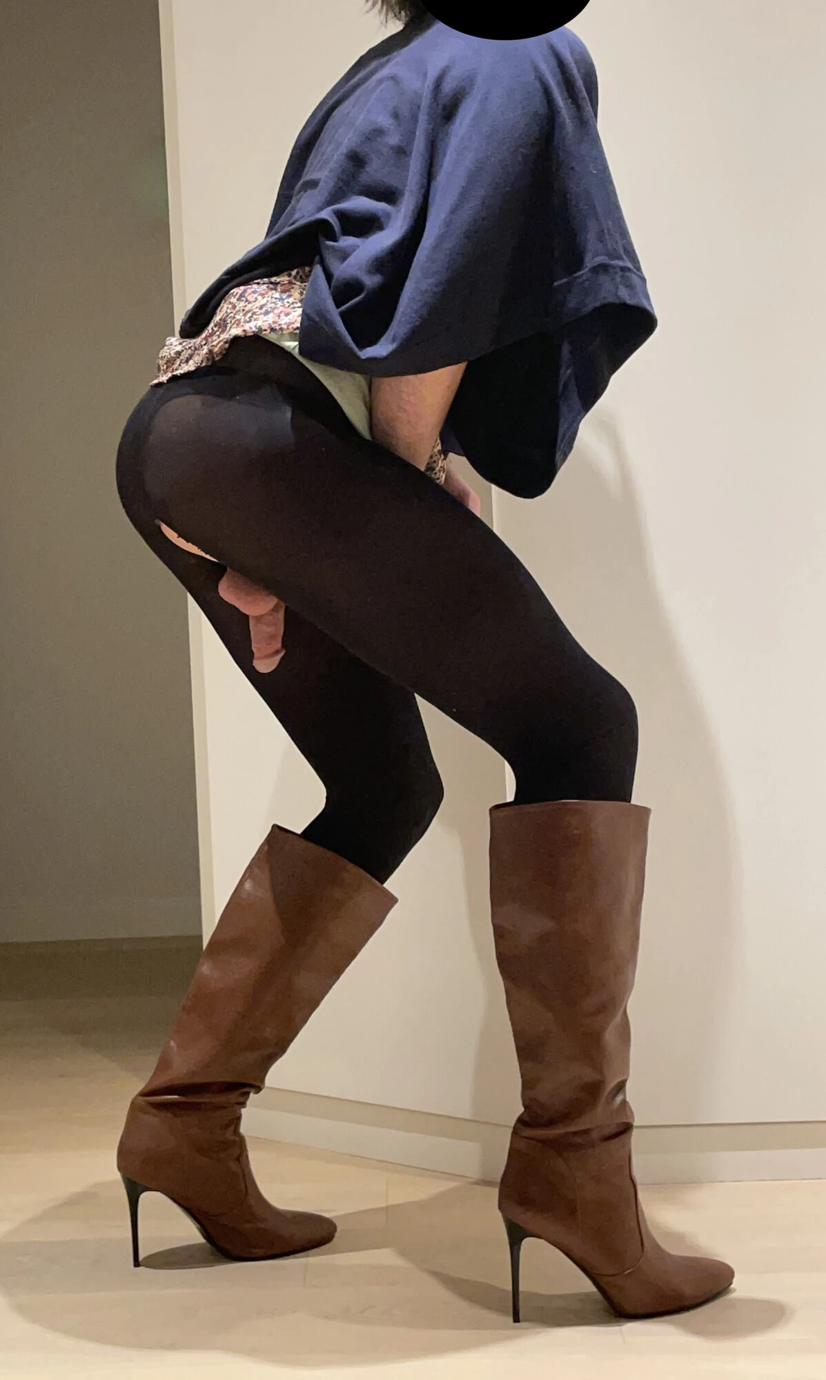 أحذية النايلون