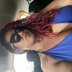 Lady outdoors, bitch indooor 