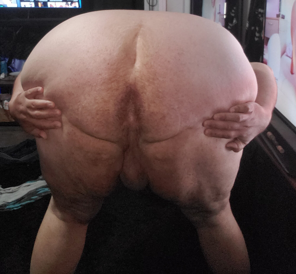 Love showing off my chub, small coco and ass  #17