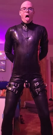 submissive rubber fag slave