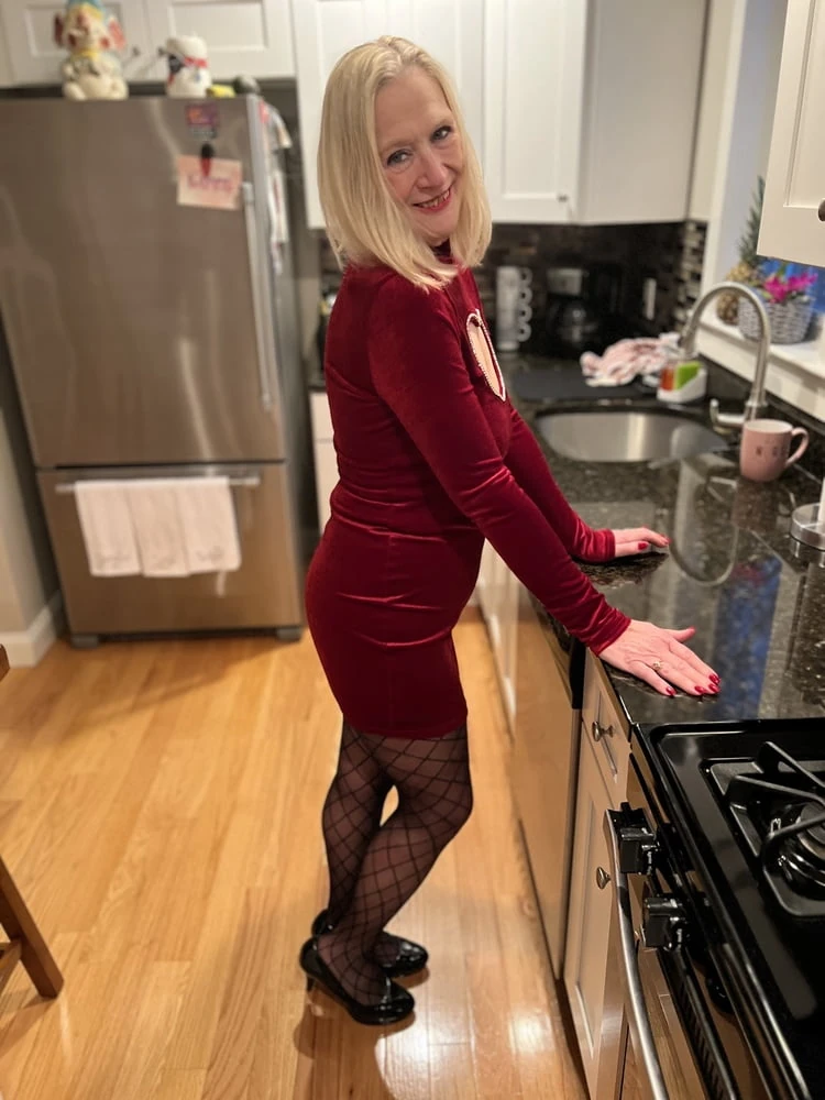65 YEAR OLD STEPMOM #20
