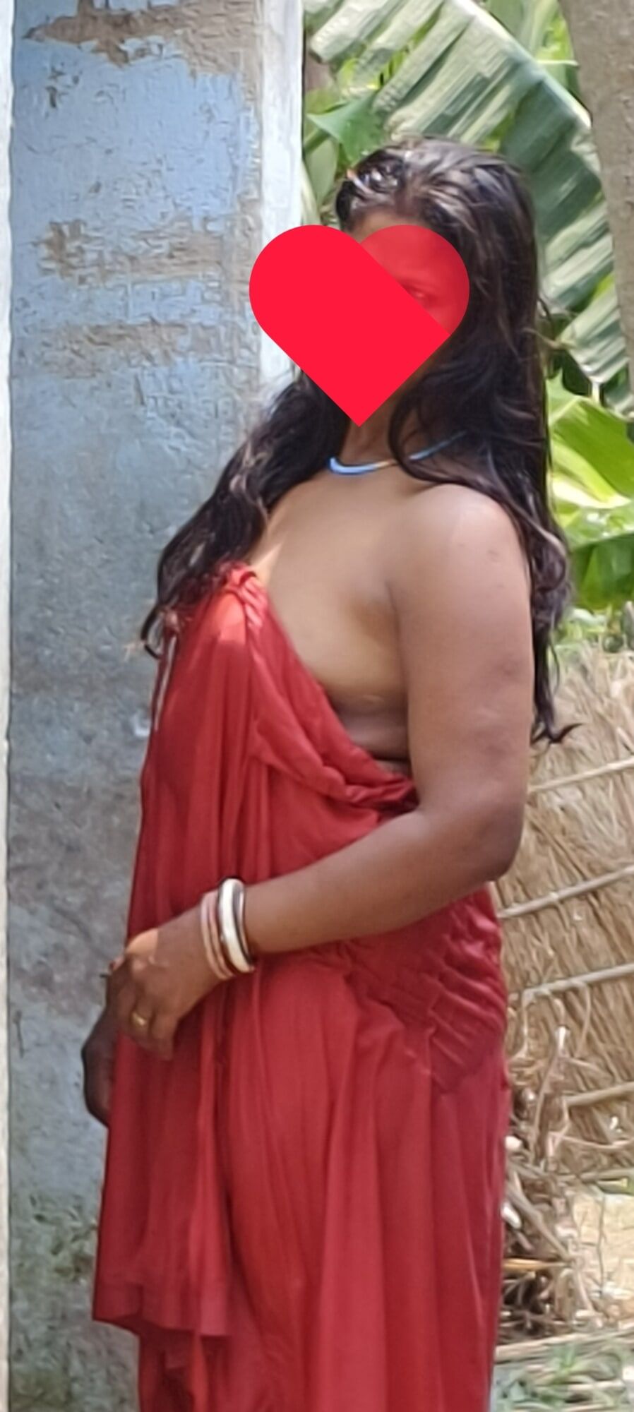 desi sexy Bhabhi bathing nude enjoy summer season #10