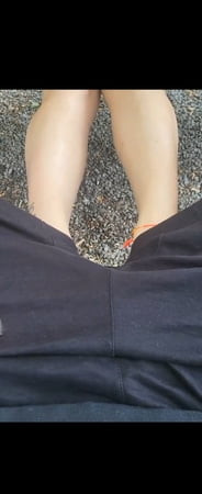 桌子底下的挑逗