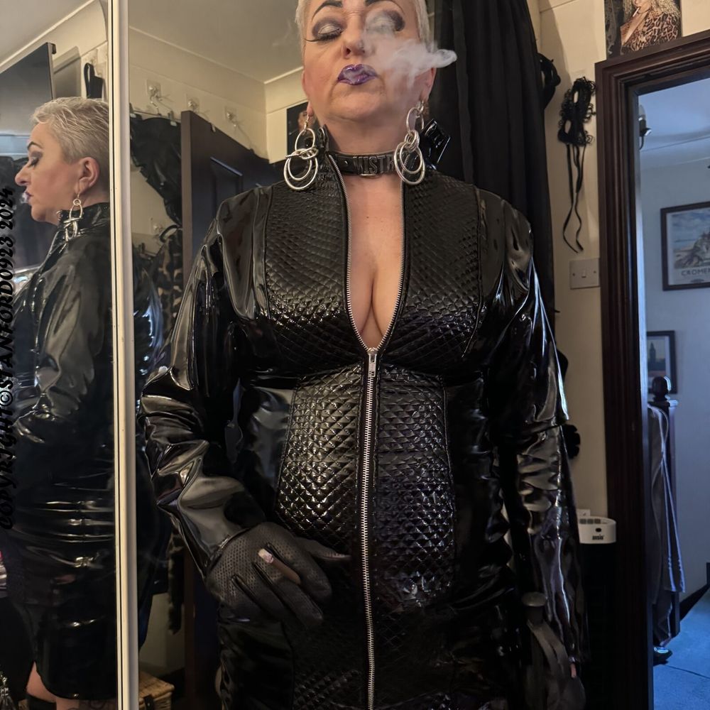 SHIRLEY MISS DOMINATRIX #23