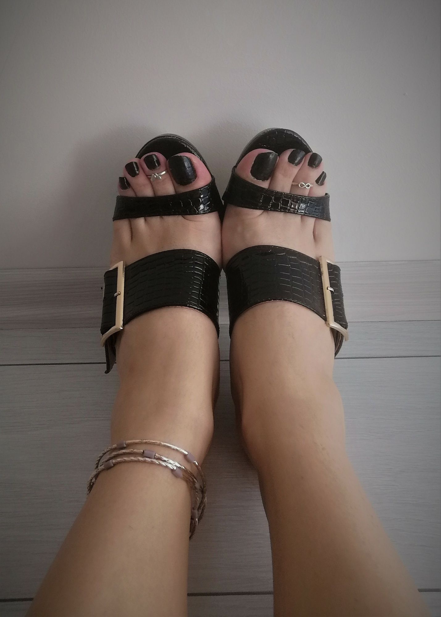 Black Sandal Heels & Sexy Feet #30