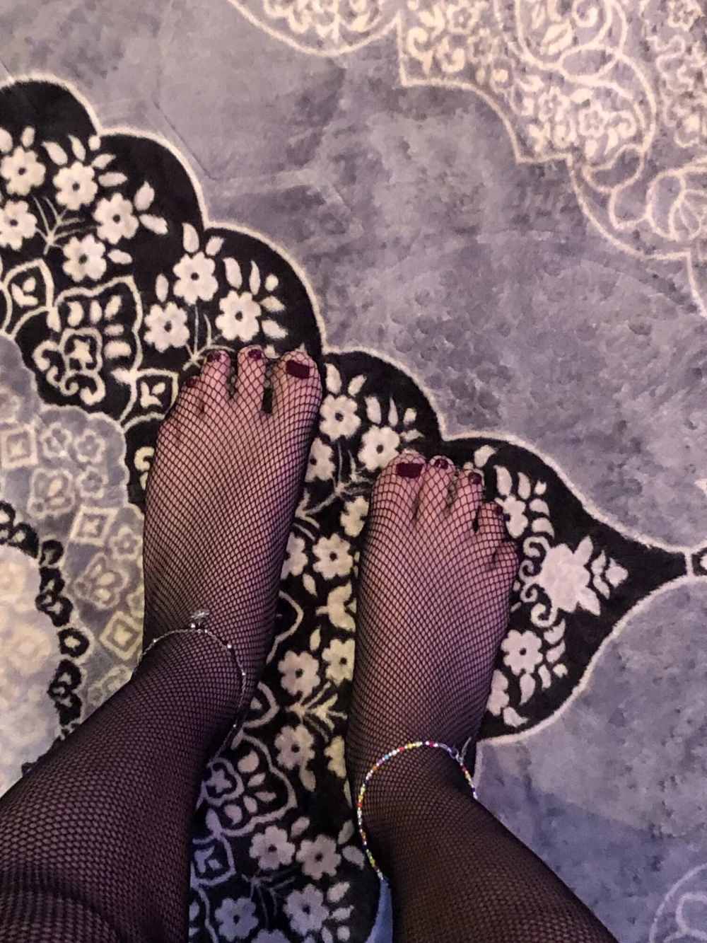 Crossdresser feet, soles, toes, foot fetish. #4