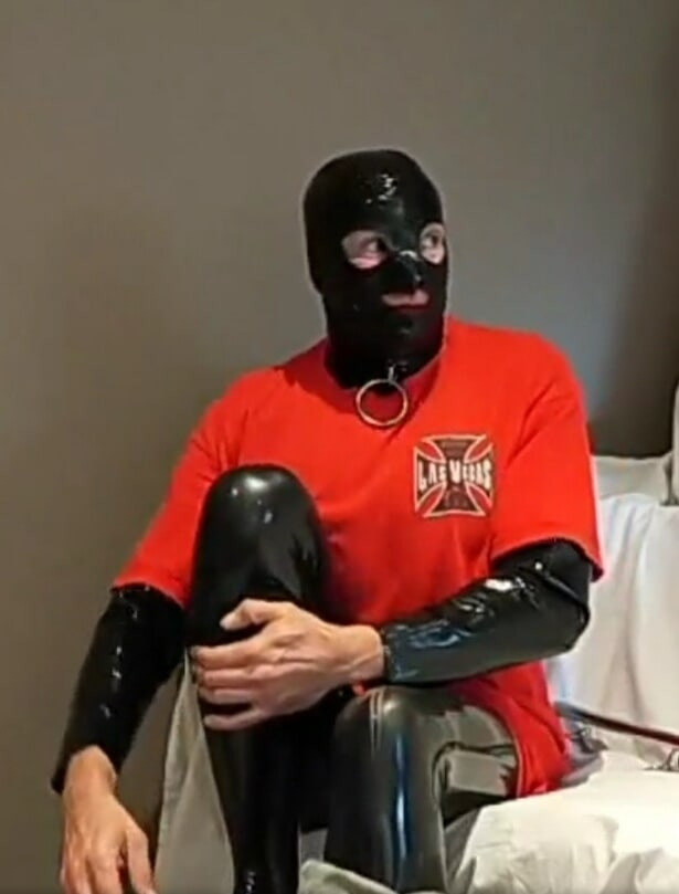 Alison in rubber #52