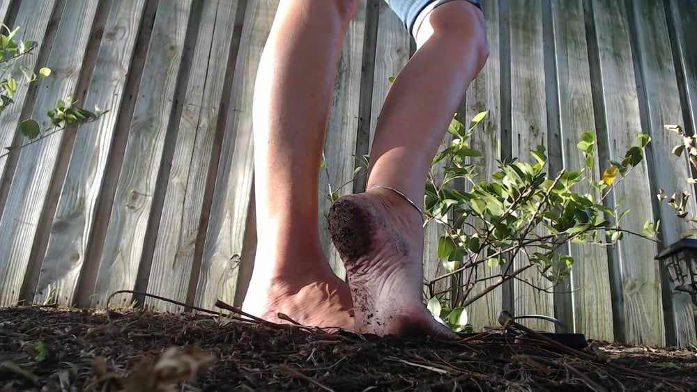 mysweetfeet4u2c Muddy Dirty Feet #2