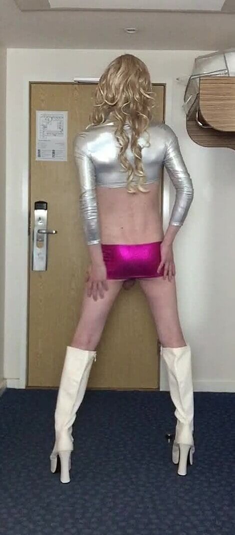 Sissy in shiny silver and pink #24