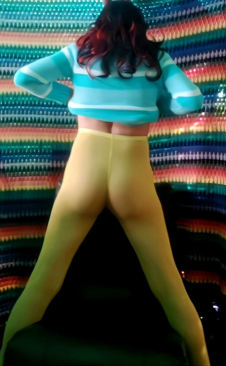 Yellow pantihose outdoor ass teasers #31