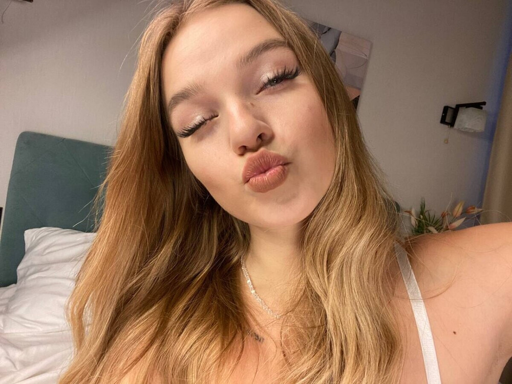 Alice  Free Photos #4