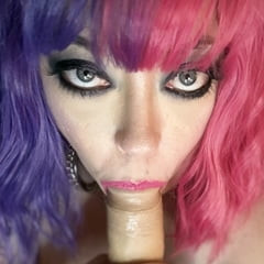 Tina Snua Selfies #105