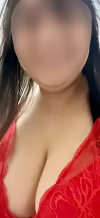 just rach s tits in a red bra         