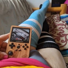 Gamer gurl on lunch