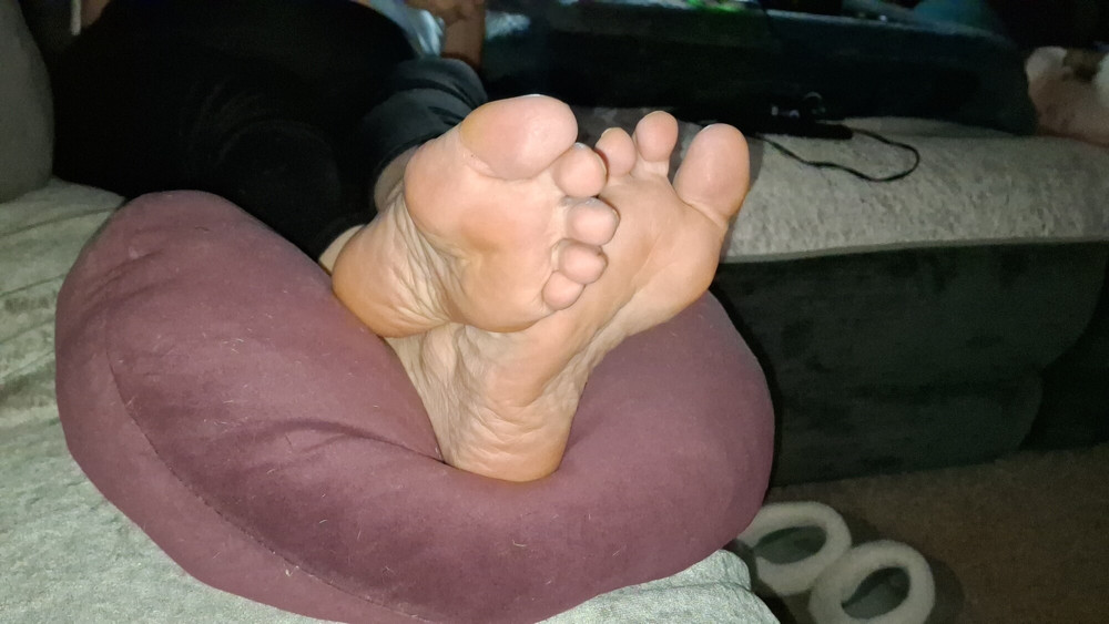 Girlfriend teases me with her soles #9