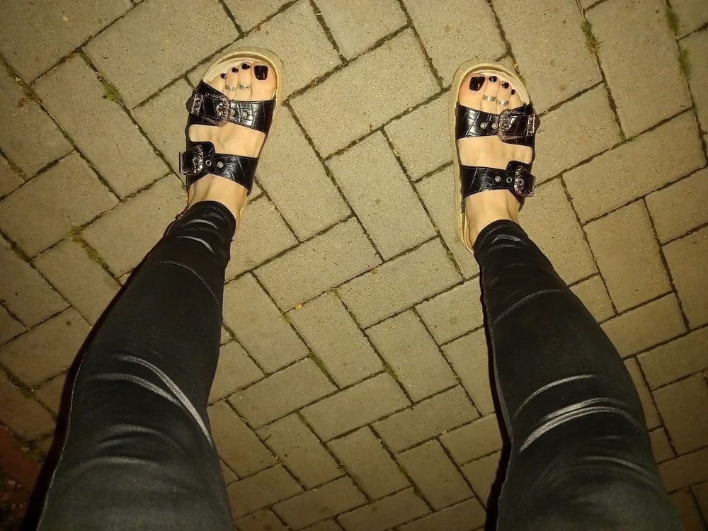sexy feet and sexy platform sandals #7